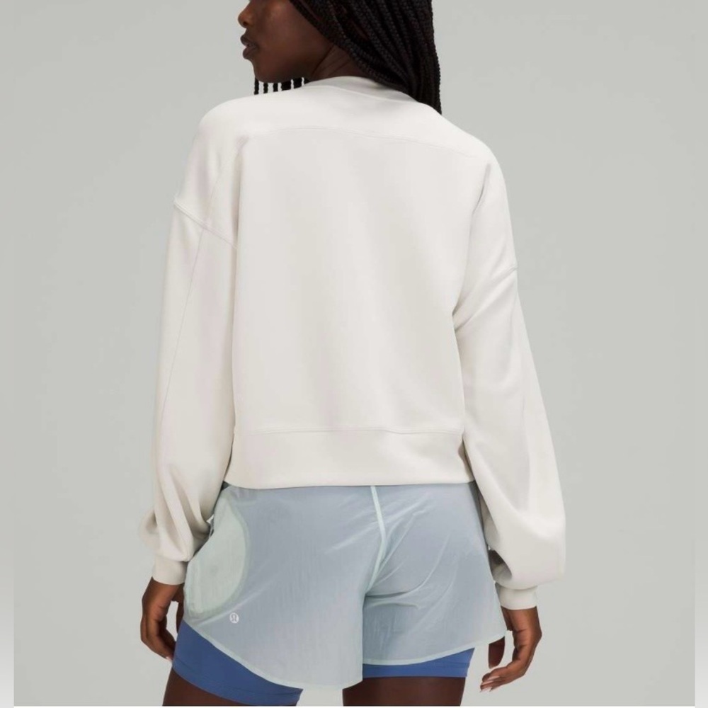 2021 Lululemon Softstreme Perfectly Oversized Cropped Crew White Opal Size 4 - Picture 2 of 6